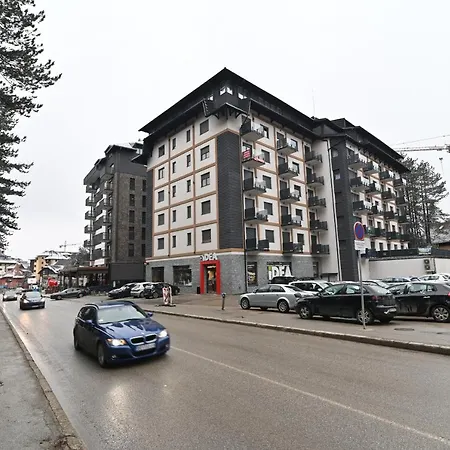 Apartment Romansa *