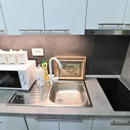 Apartment Romansa *