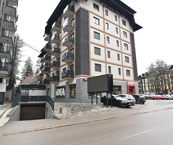 アパート Romansa